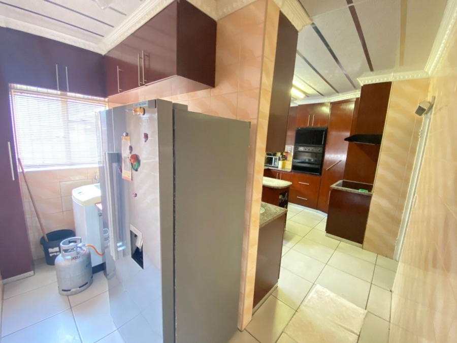 5 Bedroom Property for Sale in Fauna Free State